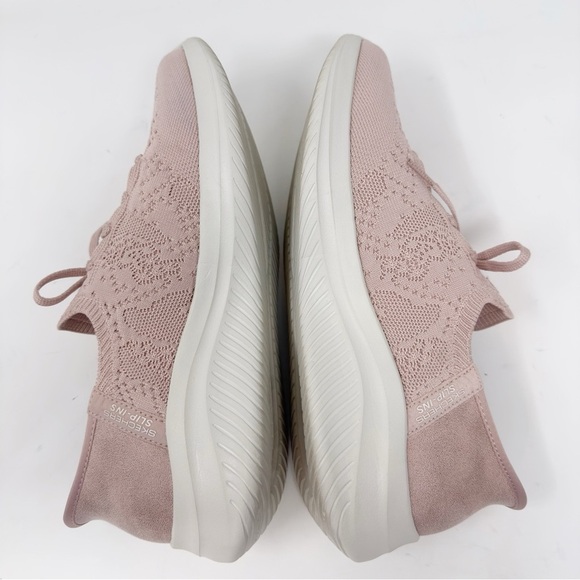 Martha Stewart X Skechers Slip-Ons Ultra Flex Back On Track - Picture 6 of 9